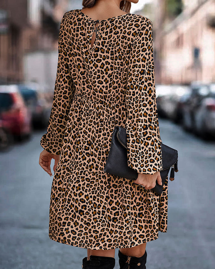 Women's Cha Dress - Loose Summer Dress with Comfortable Fit and Leopard Print