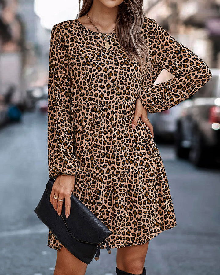Women's Cha Dress - Loose Summer Dress with Comfortable Fit and Leopard Print