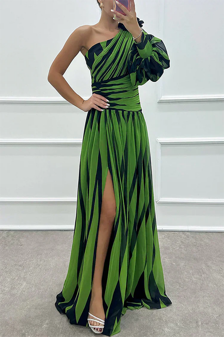 Fenna™ - Elegant Long Dress with One Shoulder