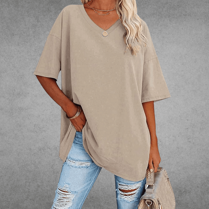 Ninon Oversized T-Shirt for Women – Comfortable V-Neck Design & Lightweight Breathable Fabric