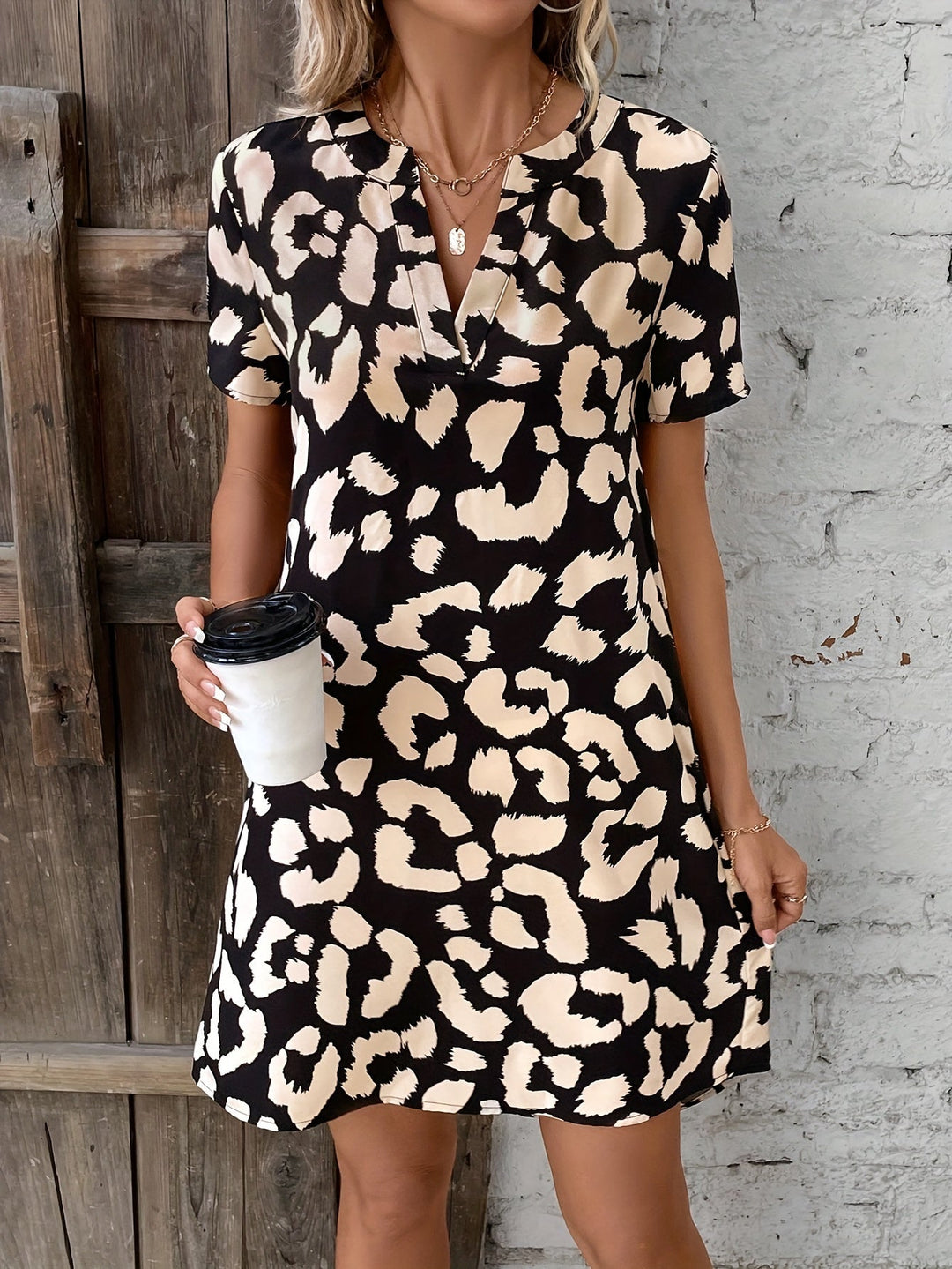 Jayla Summer Dress for Women – Lightweight Midi Polyester Dress with a Colorful Summer Look