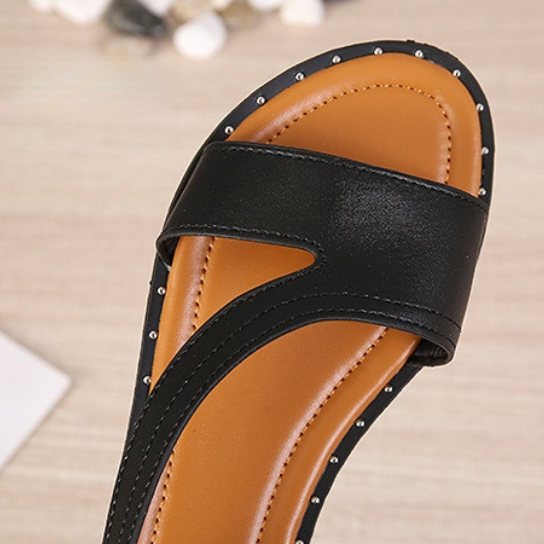 MARY - Flat Sandals with Open Toe