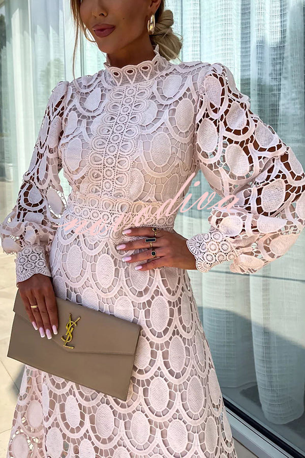 Noor™ - Romantic Dress with Refined Details
