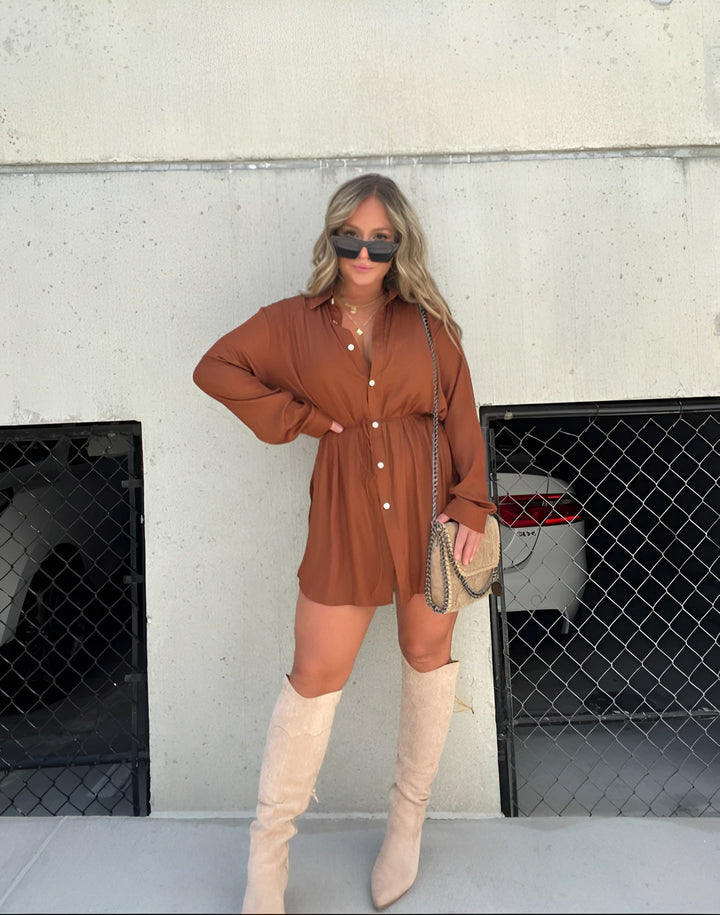 Tamara Jumpsuit Dress for Women – Elegant with Integrated Shorts & Flattering Waist Belt