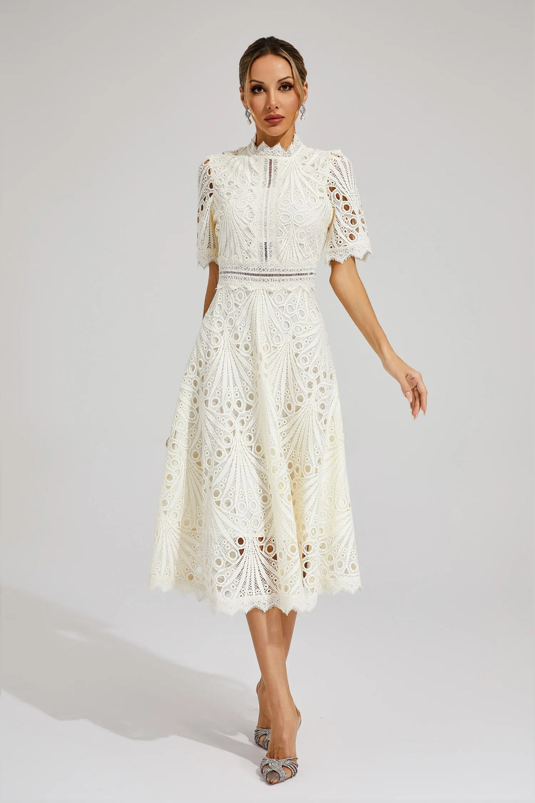 Giada Midi Lace Dress – Cut-Out Detail and Short Sleeves for an Elegant Look