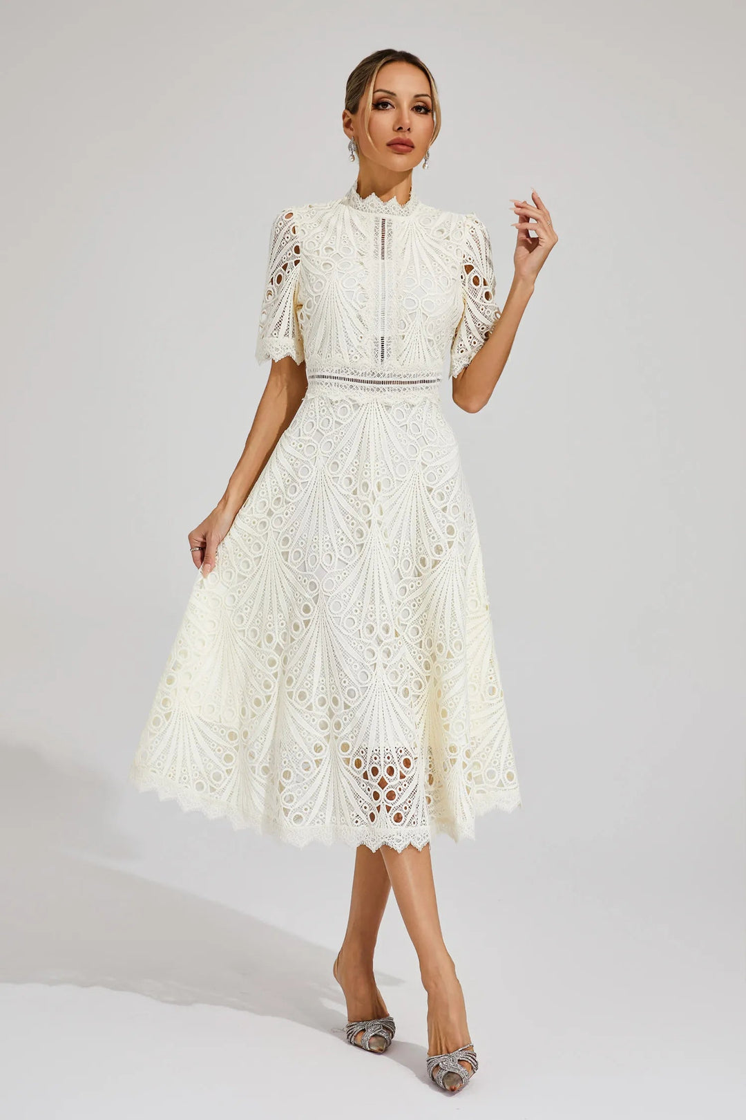 Giada Midi Lace Dress – Cut-Out Detail and Short Sleeves for an Elegant Look