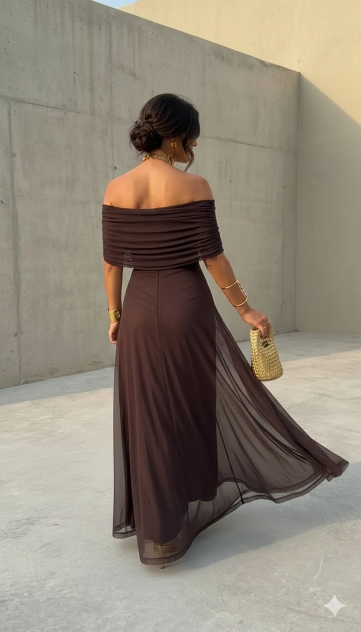 Uma - Flowing wide dress with an elegant design