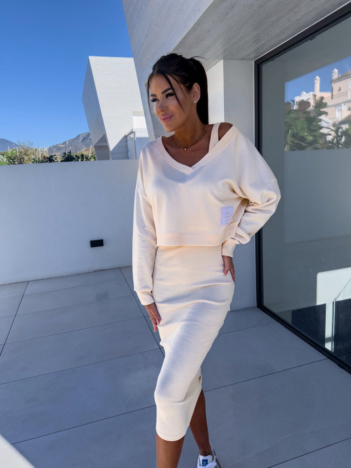 Hailey | Luxurious Comfortable Sweatshirt and Dress Set