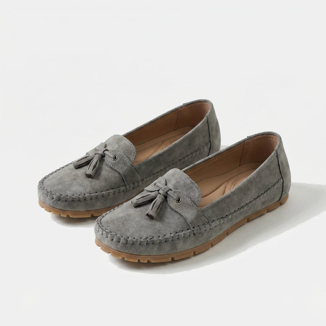 Nadine - Classic Loafers with Tassel Detail